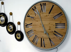 Artisan Home Interiors Wooden Wall Clock